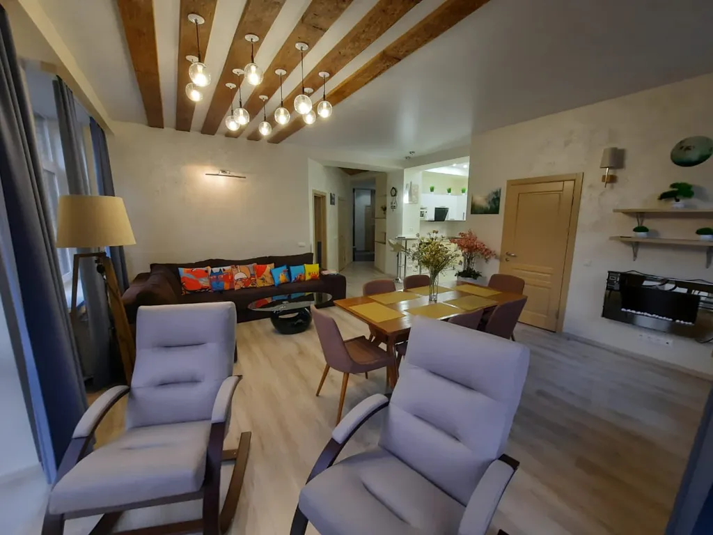 Апартаменты с восхитительными панорамными видами на вершины Домбая