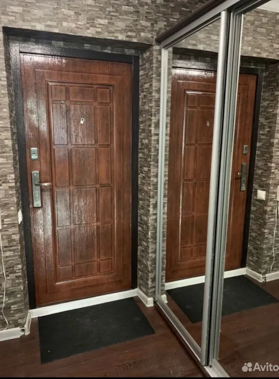 Квартира рядом с парком, Макси