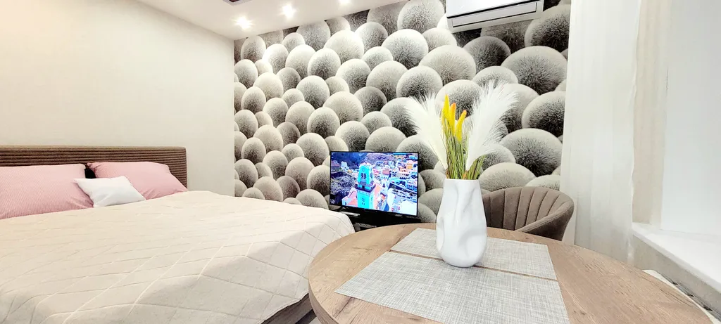 Шикарная студия рядом с Фантастикой и с больницей Семашко.