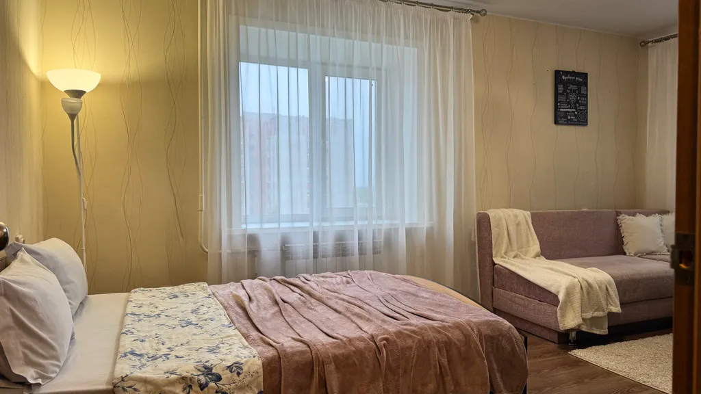 Просторная , двухкомнатная квартира на Галушина