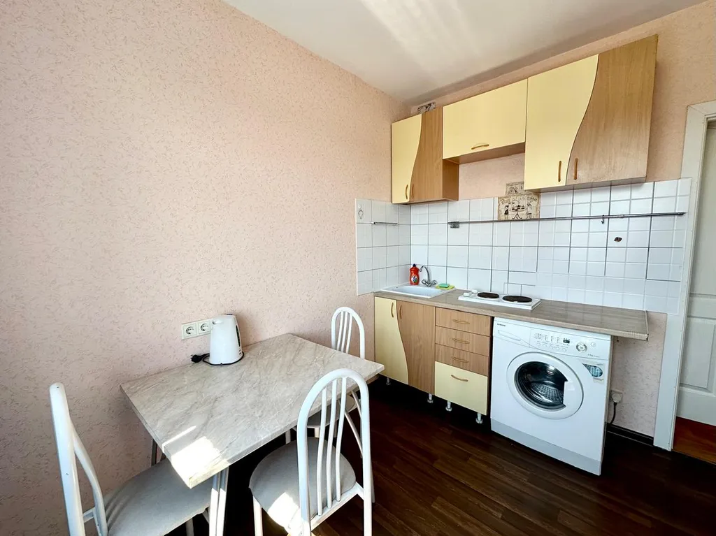 Квартира Квартира в Железнодорожном районе — Красноярск