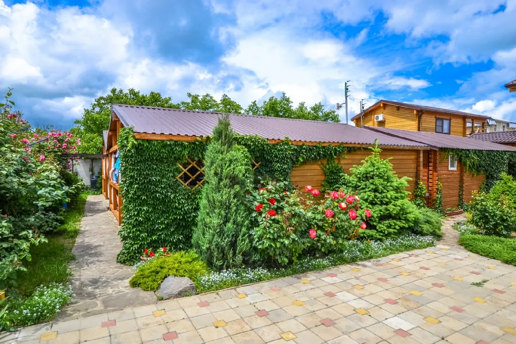 Коттедж Коттедж с террасой у моря — Кучугуры