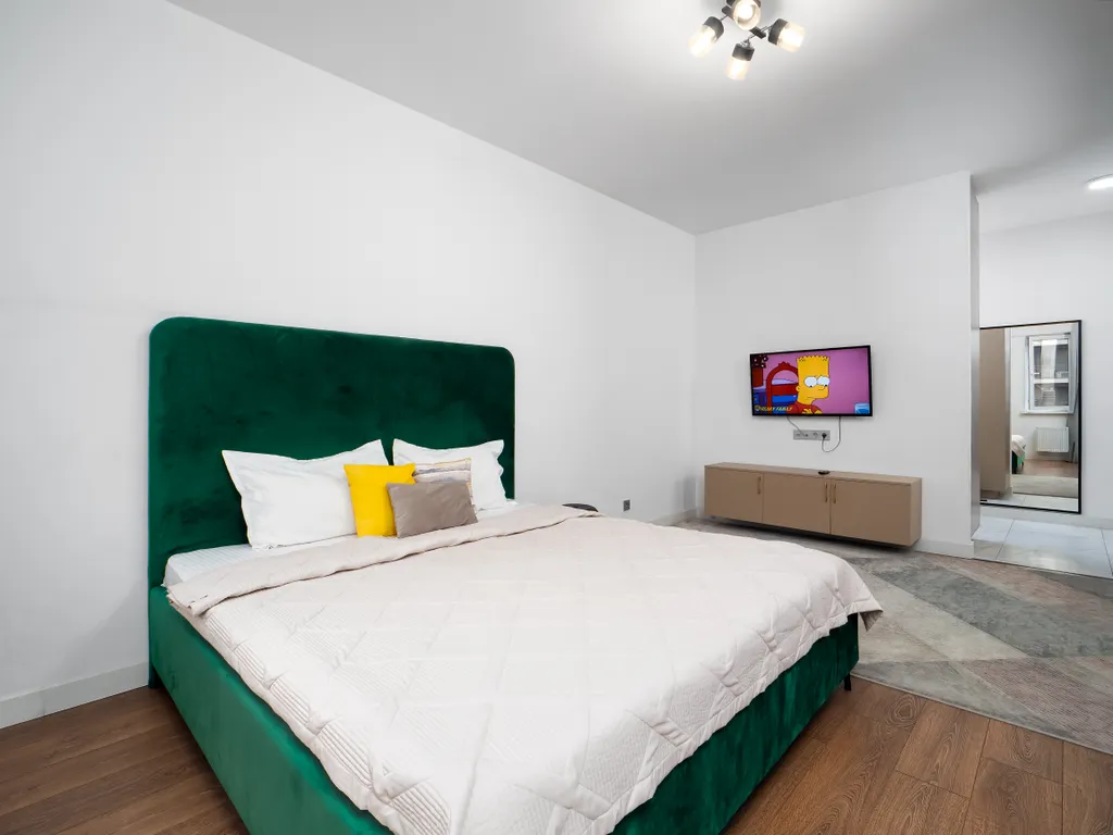 Квартира просторная с балконами, рядом с Мегой