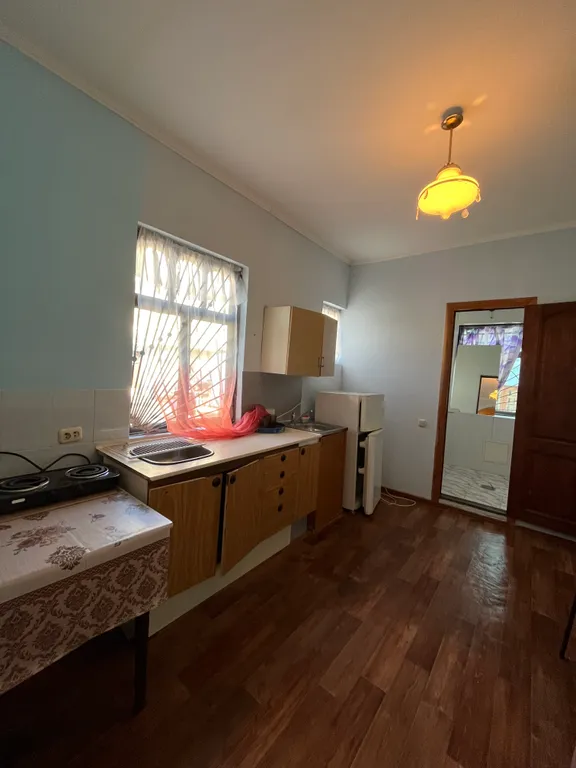 Коттедж Коттедж Уютный гестхаус в центре города — Сухум