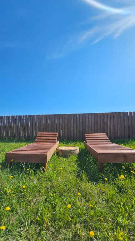 Уютный дом в стиле Афрейм в черте города