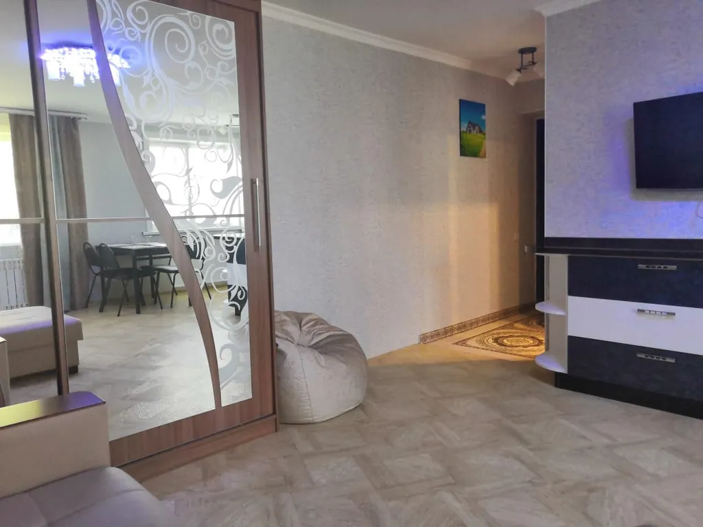 Современная двухкомнатная квартира в самом центре города