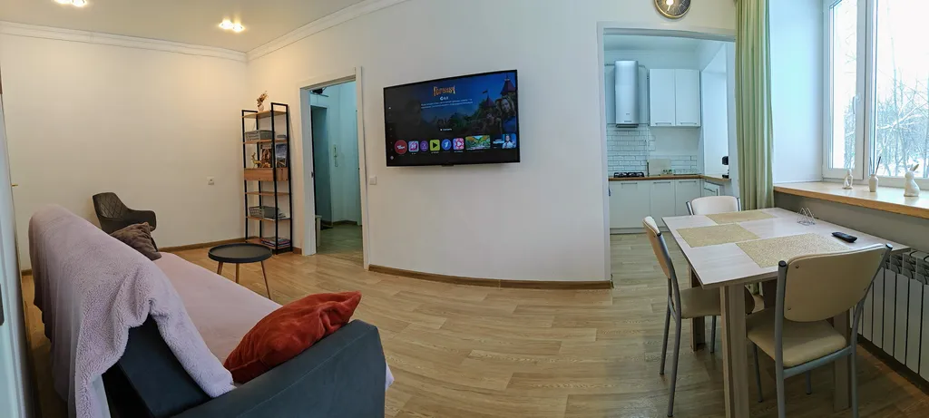 Обновленная двушка в центре