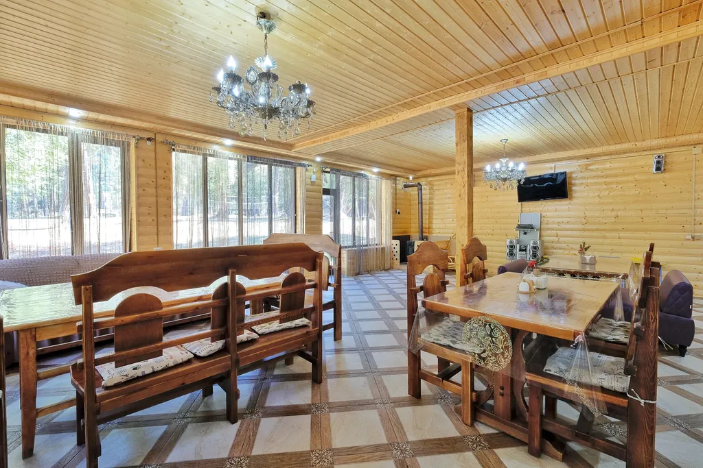 Шале с 6 спальнями на 15 гостей