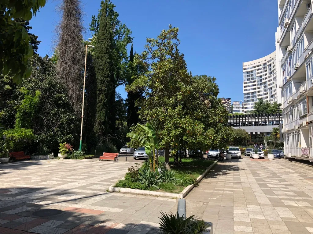 Квартира Апартаменты Светлана-Центр с видом на сад магнолий — Сочи