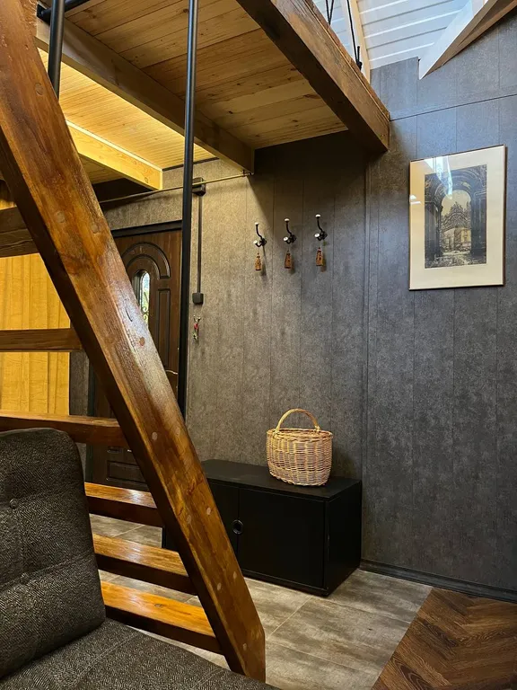 Коттедж Домик Есенина — Калининград