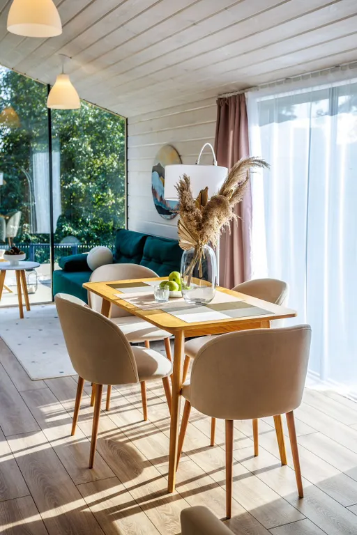 Дом Мая у озера с баней на дровах