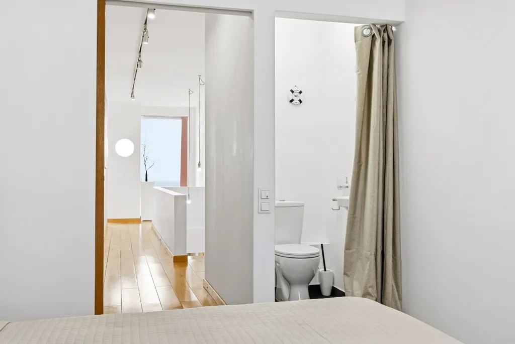 Современная квартира с видом на море  № 191