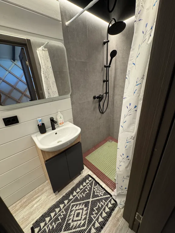 Дом 30m2 — аутентичная юрта, чан, рядом пруд для рыбалки