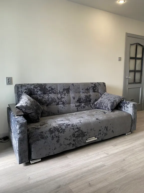 Уютная квартира на Завеличье с торговыми центрами