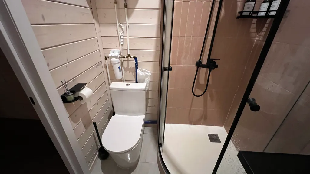 Коттедж Уютный домик на берегу озера 50 м² — Санкт-Петербург