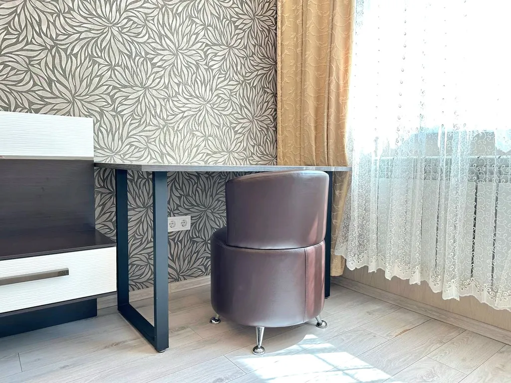 2-комнатная квартира с балконом напротив ЛДК и Кузбасс-Арена