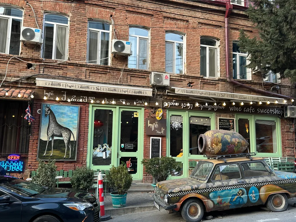 Апартамент абанотубани