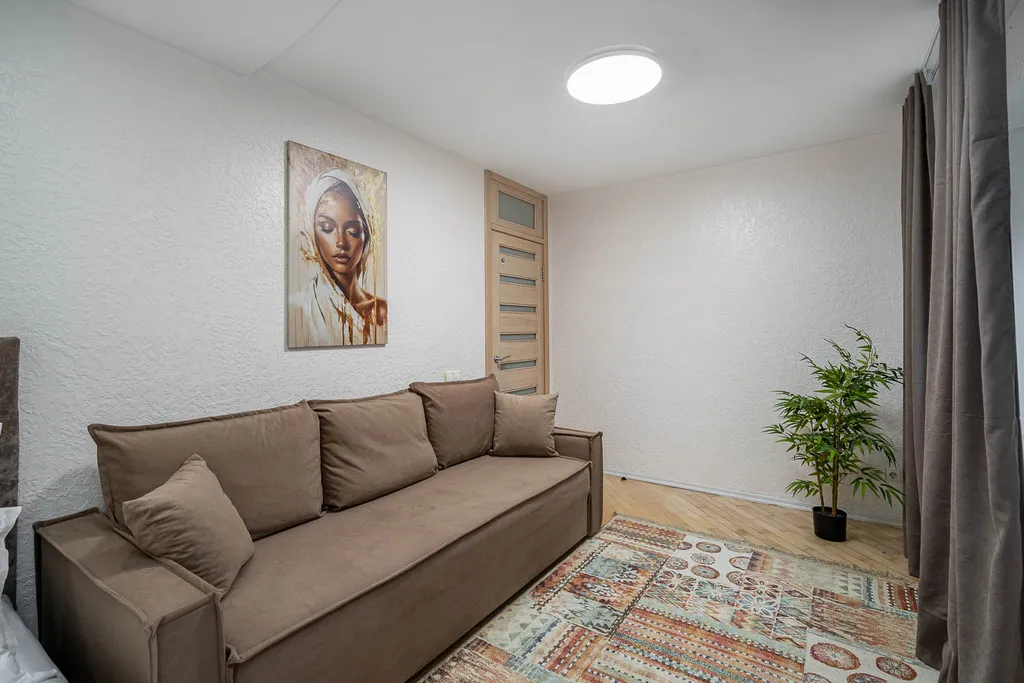 Трехкомнатные апартаменты  в центре