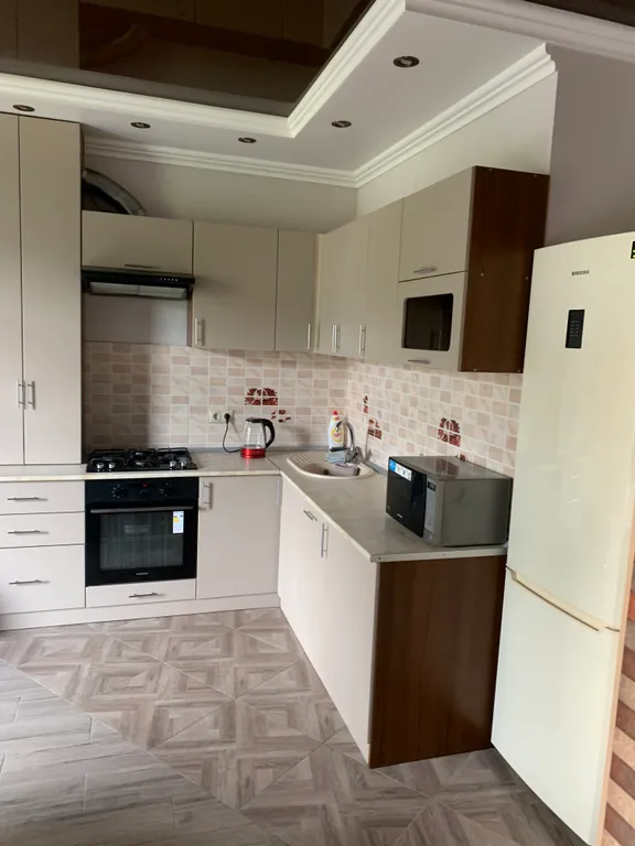 Квартира Квартира в центре, с прекрасным видом и большим балконом — Геленджик