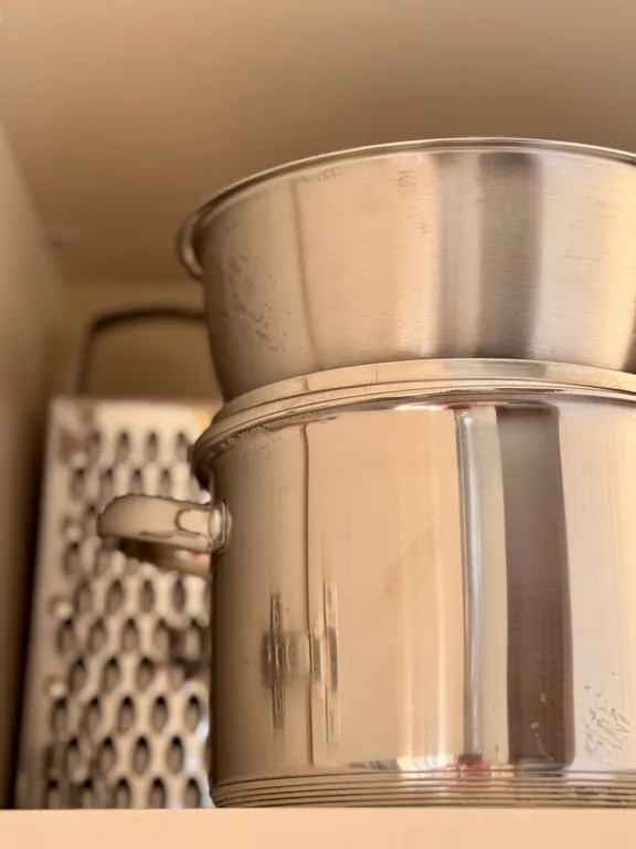 Дизайнерская квартира и бассейн на территории комплекса