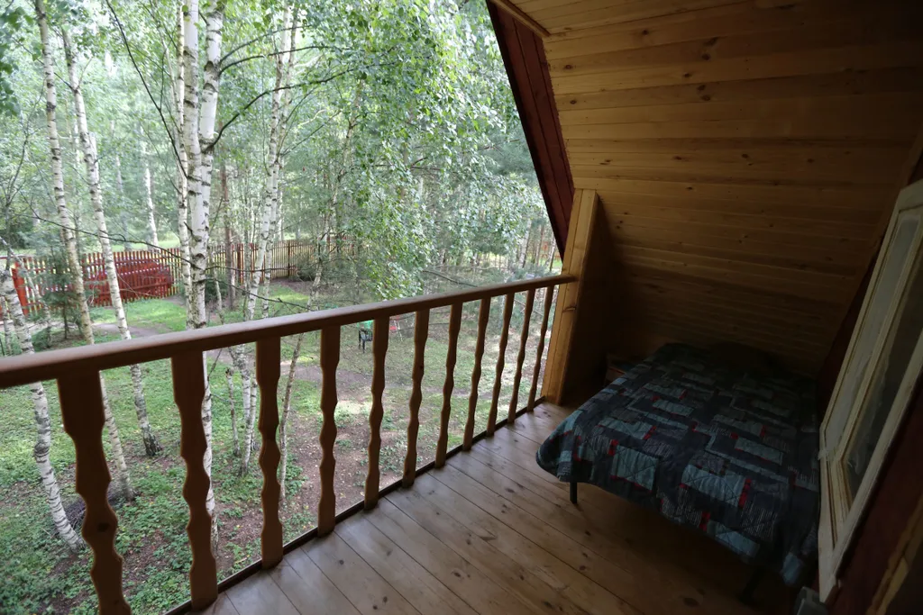 Вишнёвый домик в Махре