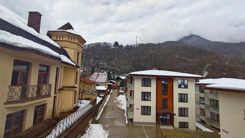 Дизайнерский апартамент с двумя спальнями