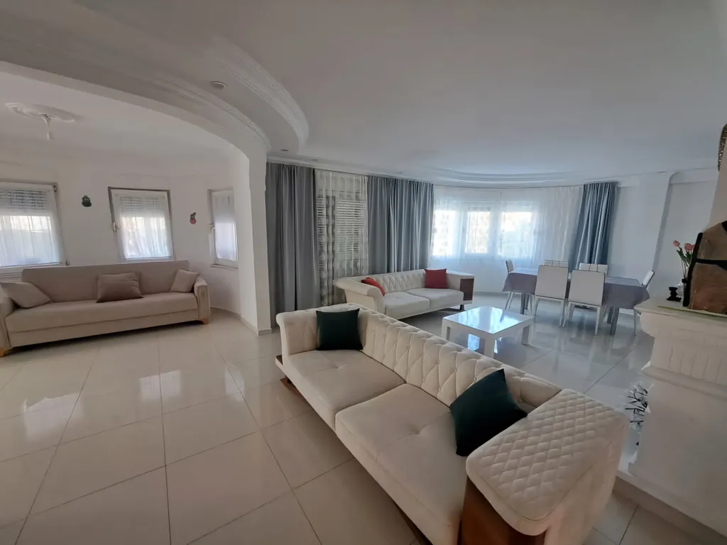 Частная вилла с собственным бассейном