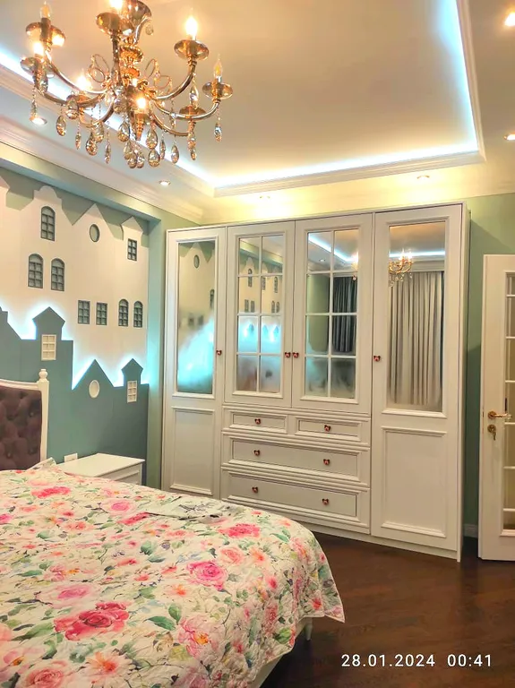 Трехкомнатная квартира в центре