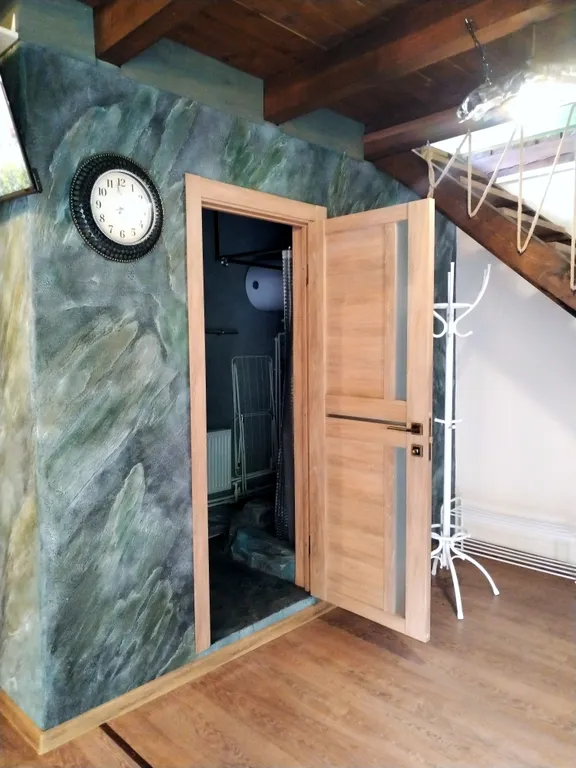 Дом в сосновом лесу