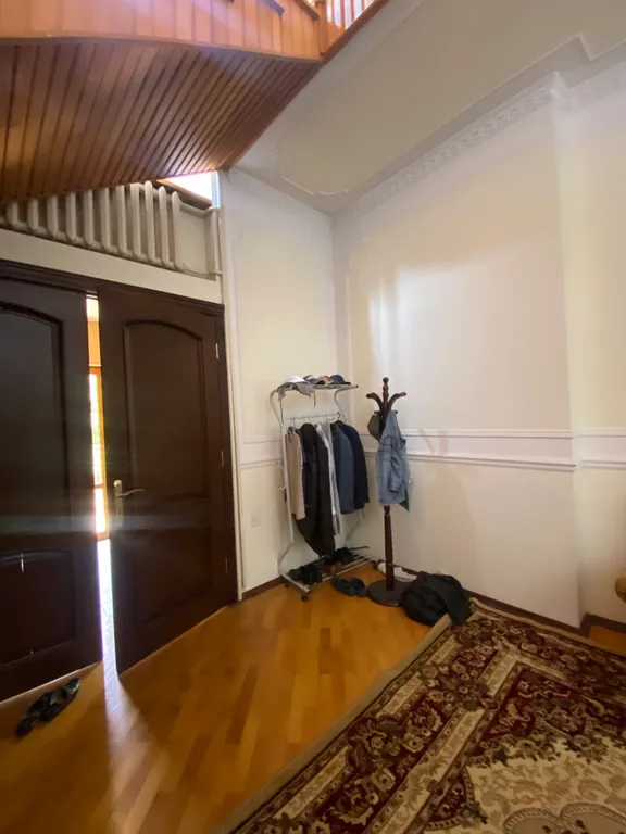 Дом напротив фонтана с потрясающим видом на крепость, фонтан и море