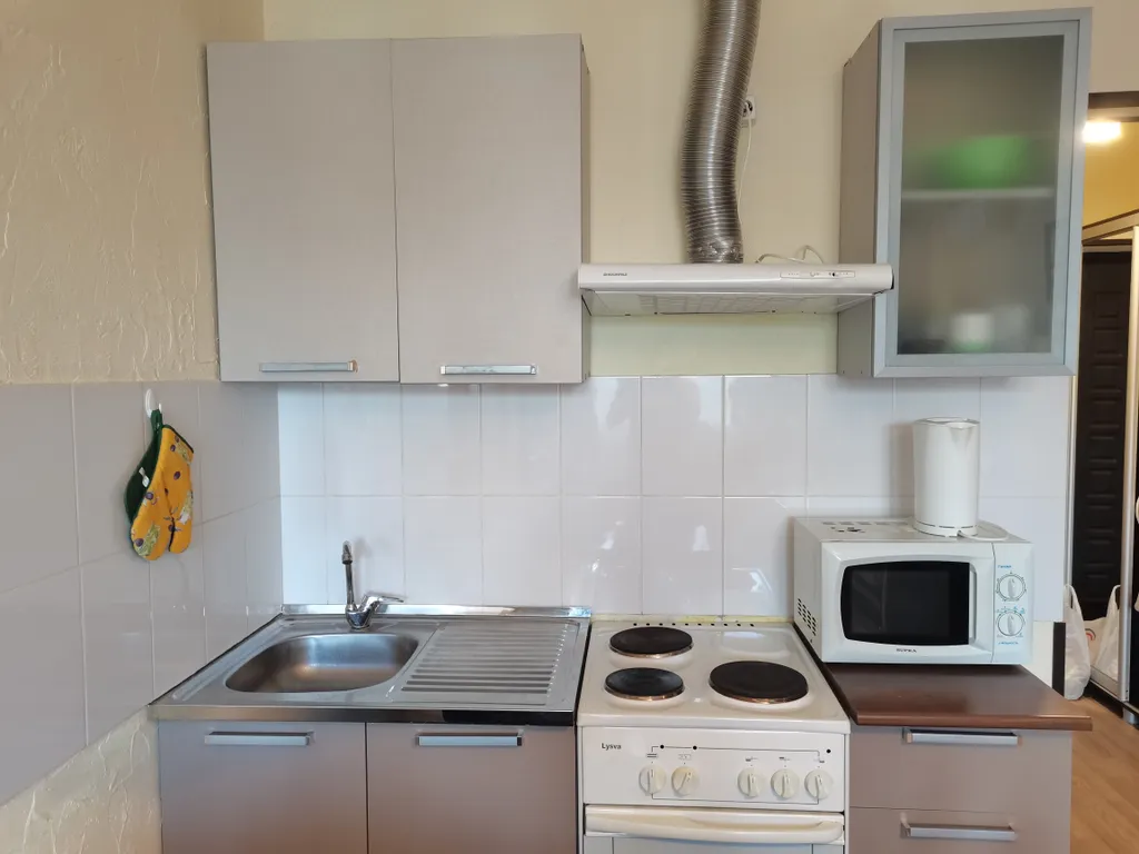 Небольшая, уютная студия в спальном районе