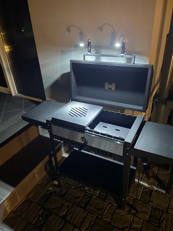 Уютный современный и стильный дом инфракрасной сауной и джакузи