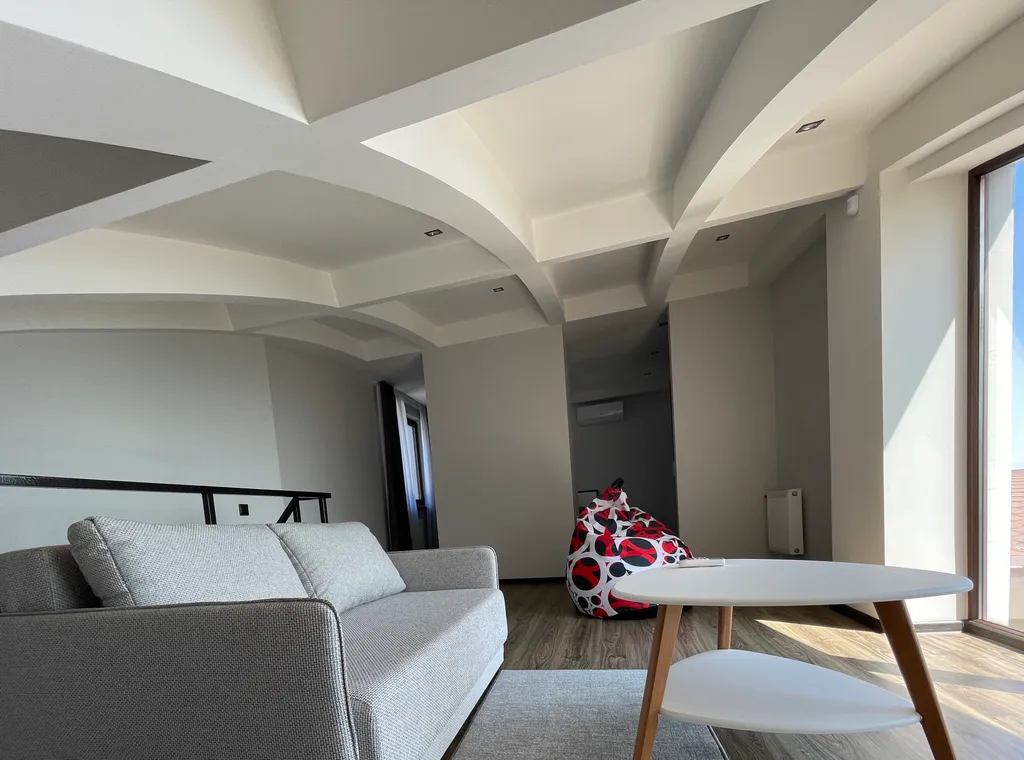 Двухуровневые апартаменты с видом на море и Ай Петри