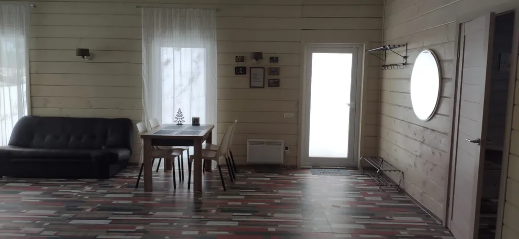 Twin house на берегу озера