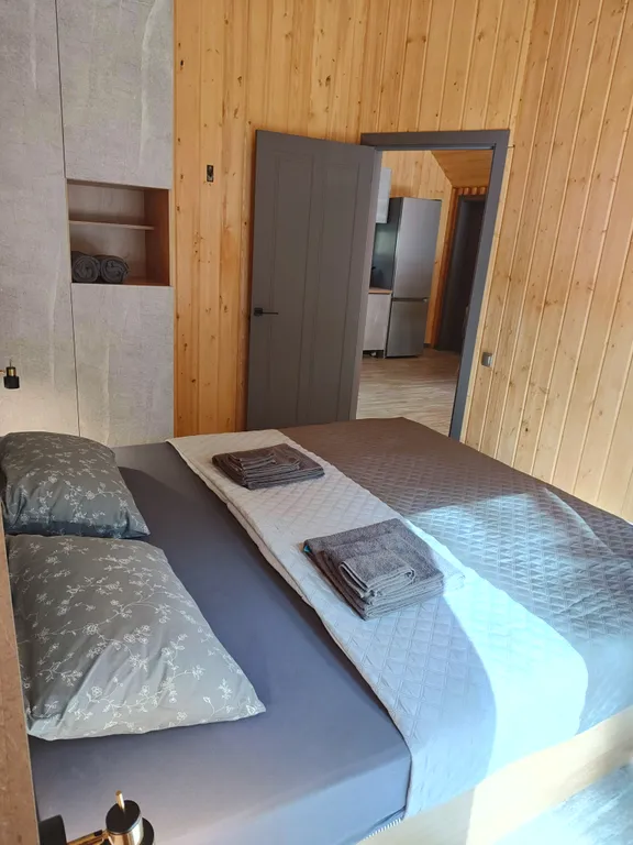 Коттедж Уютный большой дизайнерский дом в лесу Селигера на берегу озера Волго — Турбаза Чайка