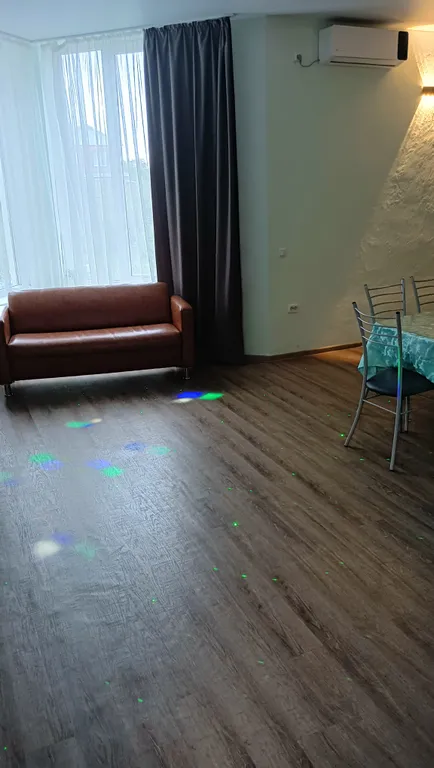 Коттедж с зимним садом и бассейном — аренда посуточно в Среднеуральск