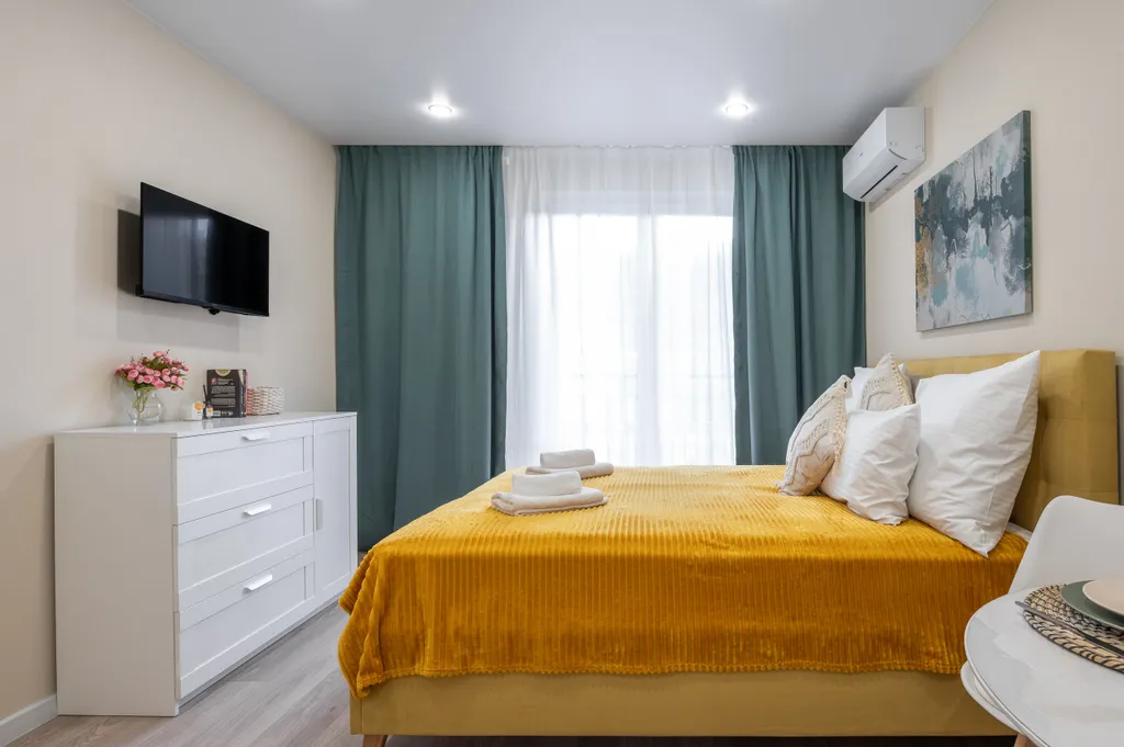 Кудепста Желтые искры