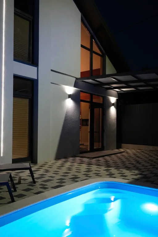 Шале меот корал