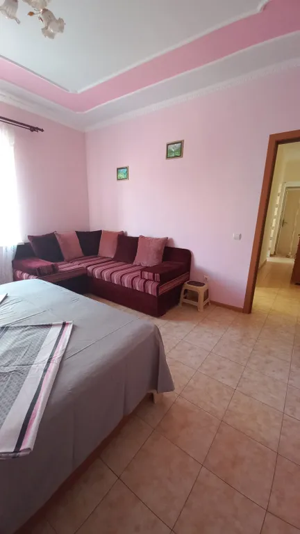 Квартира в 100 м от моря. Южная коса