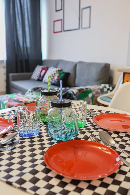 SunSet студия Алиса в стране Чудес