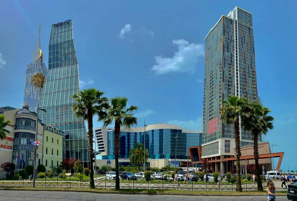 Апартаменты в центре Батуми с видом на море, Porta Batumi Tower