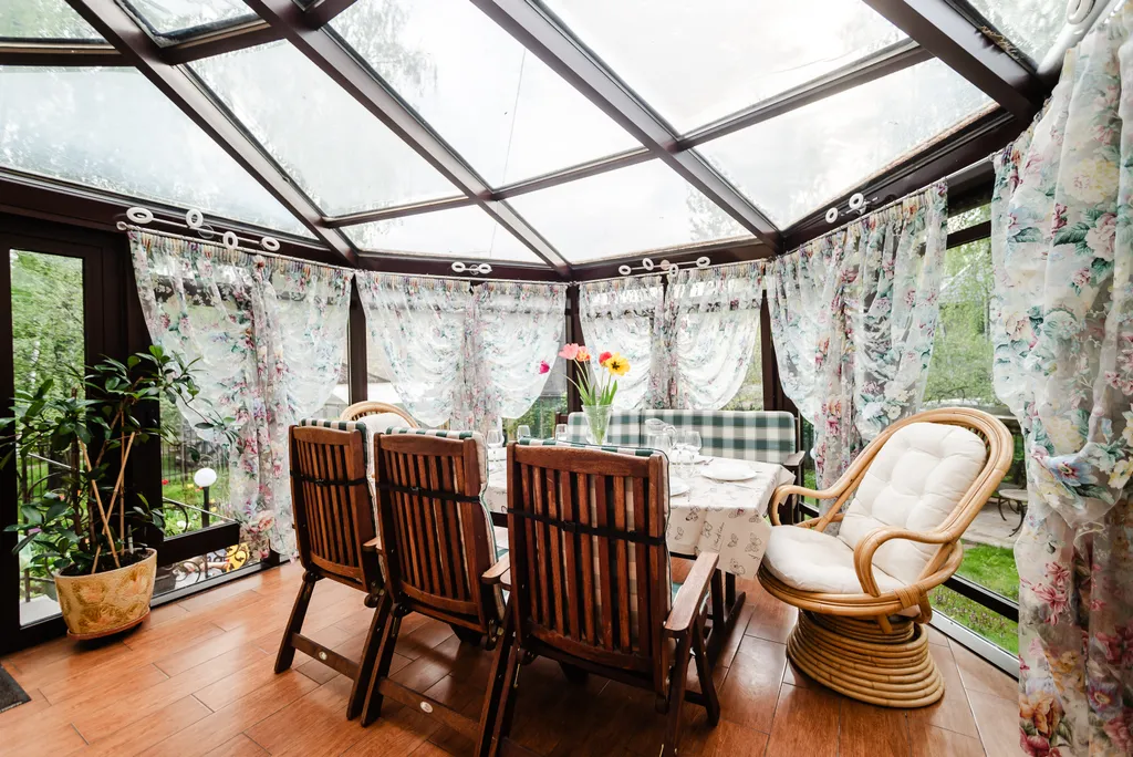 Дом с бассейном и сауной