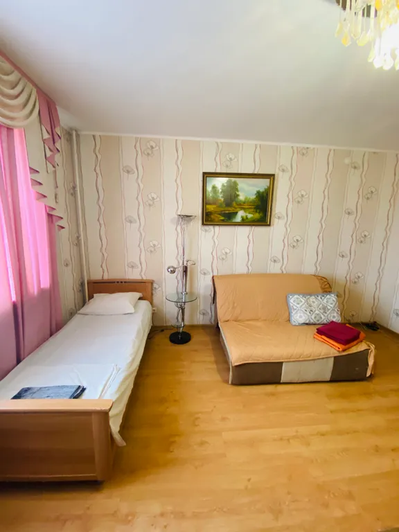 Большая 2-ка около автовокзала