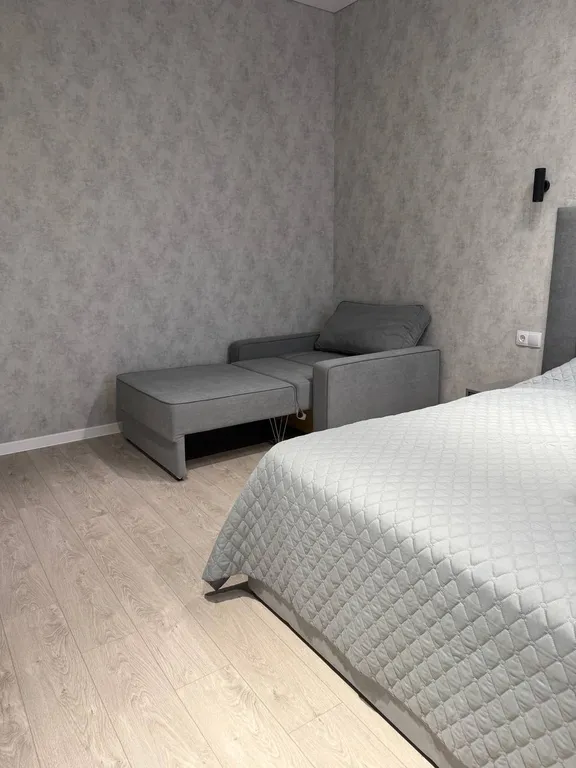 Новая квартира с дизайнерским ремонтом в центре города