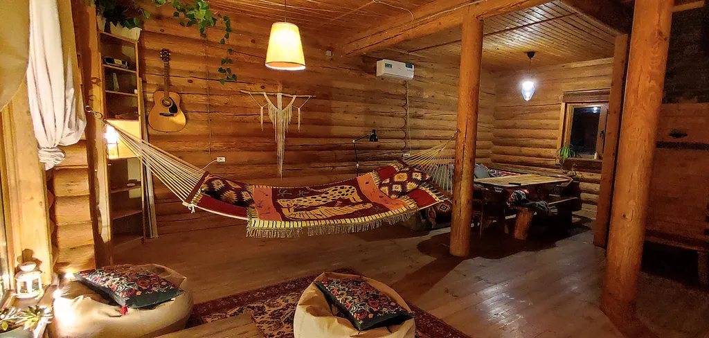 Коттедж Коттедж Просторный сруб с гамаком, камином и баней — Мезмай