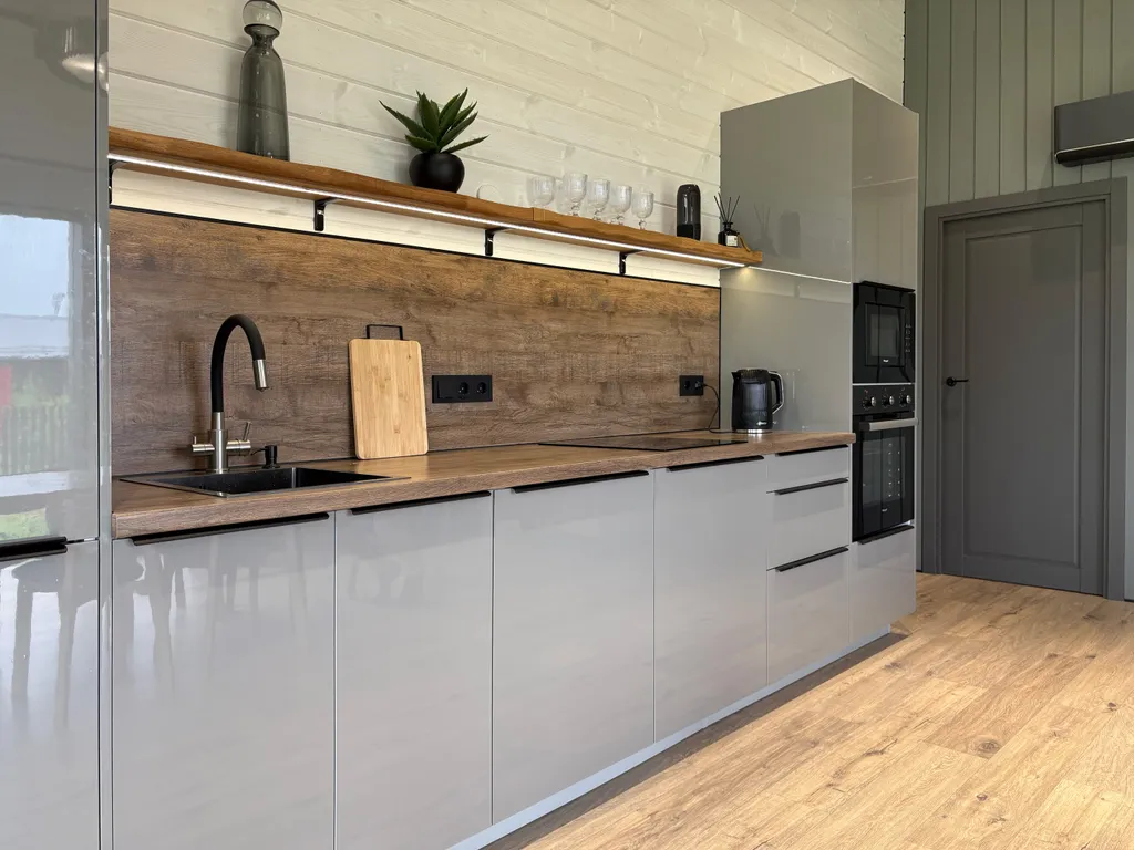 Дом с сауной и купелью в 400 метрах от водохранилища