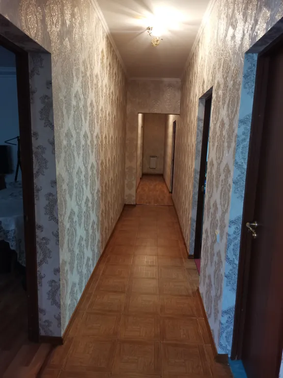 Дом в центре посёлка