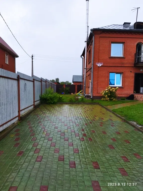 Дом у аквапарка