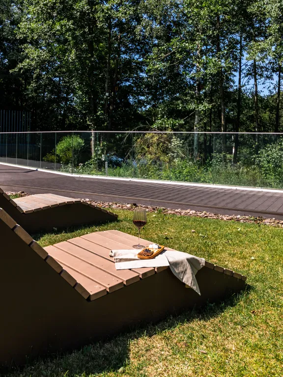 Апарт Aquamarine Resort в доме с бассейном и сауной возле залива