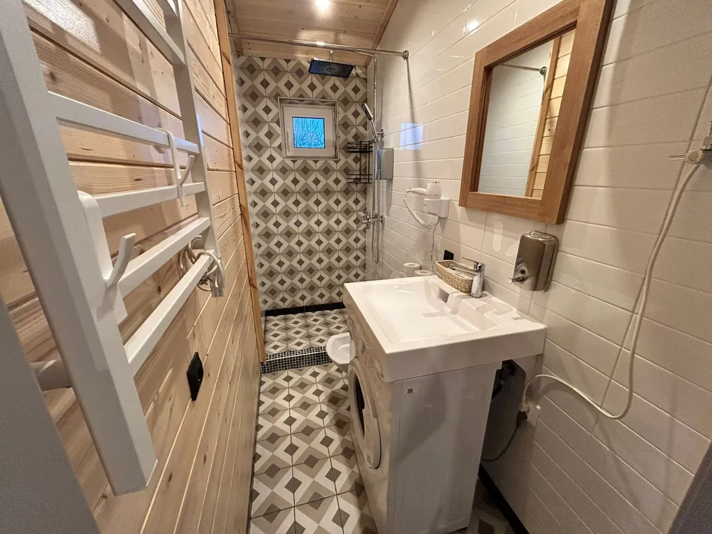 Коттедж Четырехместный коттедж — Светлое